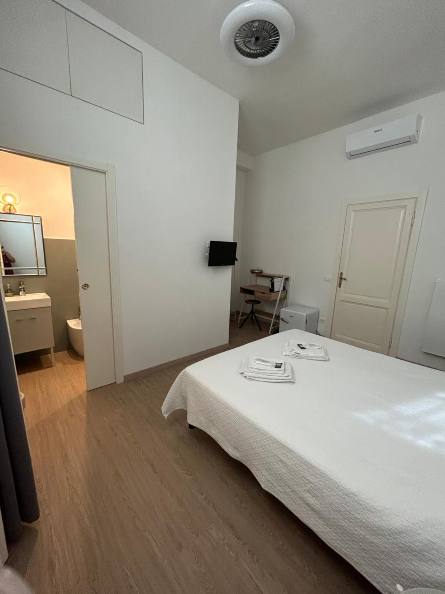 Ensuite Florence Room Luaran gambar